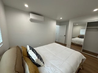 Photo - 1305 E 46th St Unit 1305