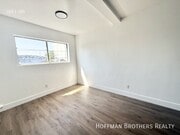 Photo - 1819 S Oxford Ave Unit 20