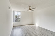 1BR, 1BA - 750SF - 526 Ardmore