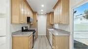 Photo - 300 W Tujunga Ave House