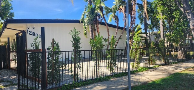Photo - Oxnard Street Apartments
