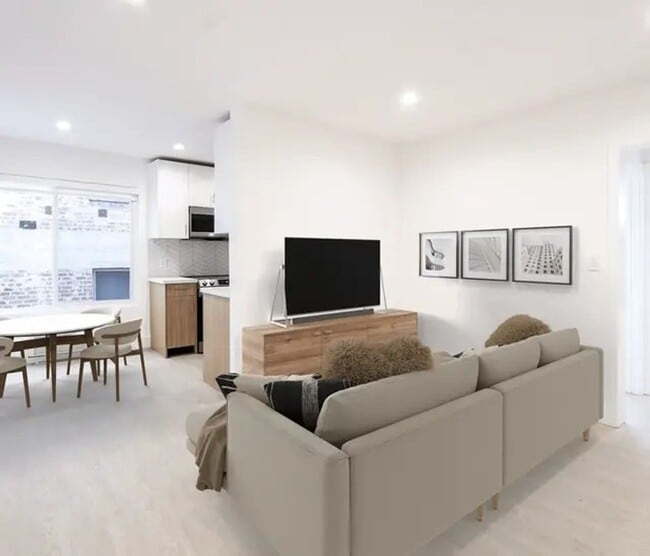 Photo - 1727 N Edgemont St