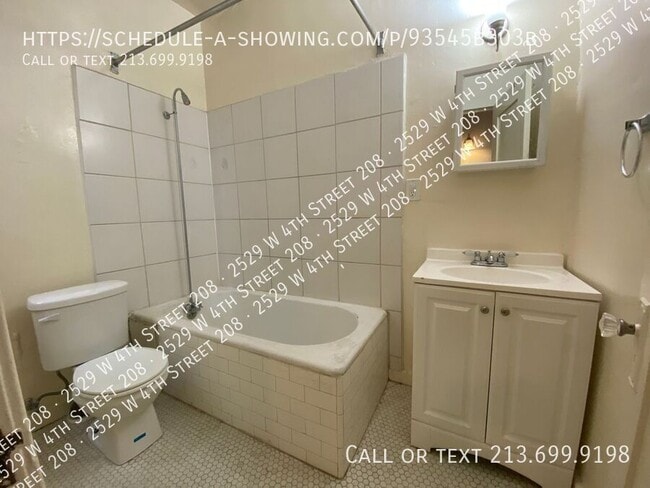 Photo - 2529 4th St