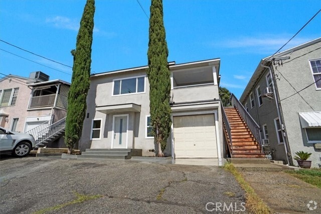 Building Photo - 10324 Silverton Ave Rental