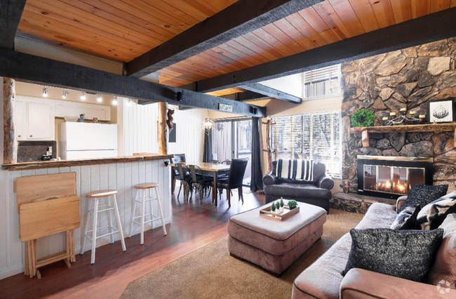 Building Photo - 41935 Switzerland Dr Rental