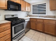 Kitchen - 1890 S Cochran Ave Condo Unit 19
