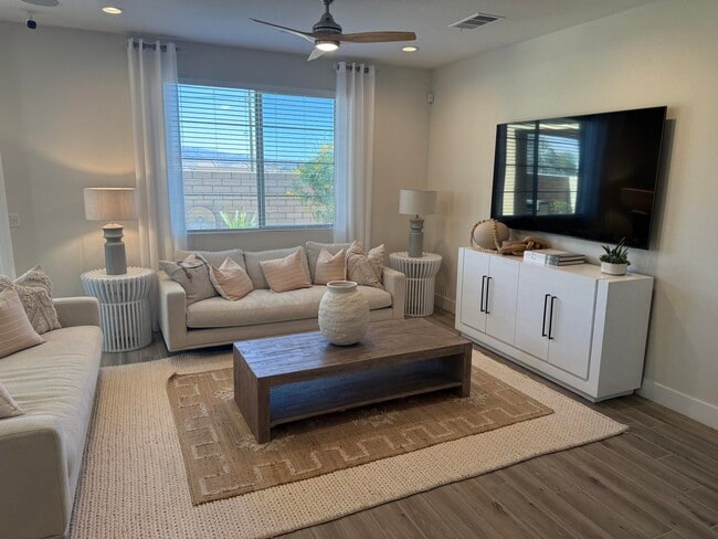 Photo - 39912 Felicita Pkwy