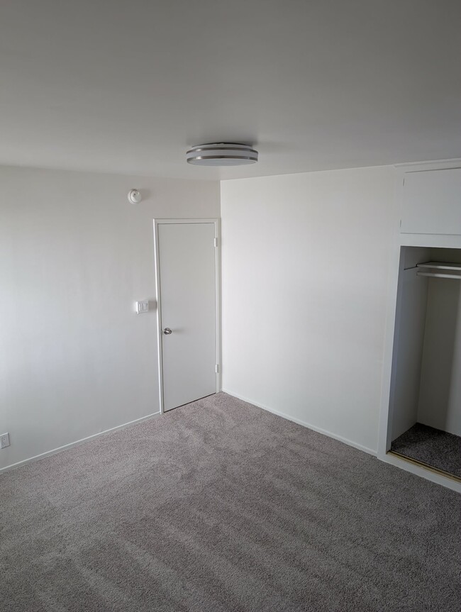 First bedroom - 4427 Cartwright Ave Unit 4