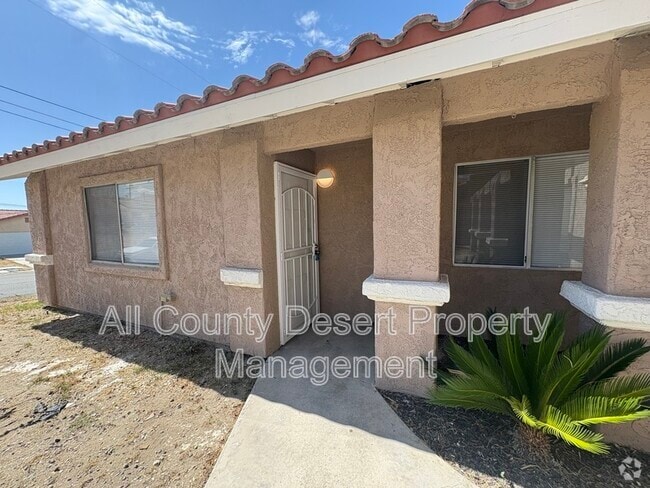 Building Photo - 68085 Calle Bolso Unit C Rental