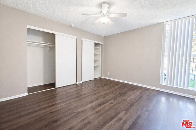 Photo - 1208 W Adams Blvd Unit 6