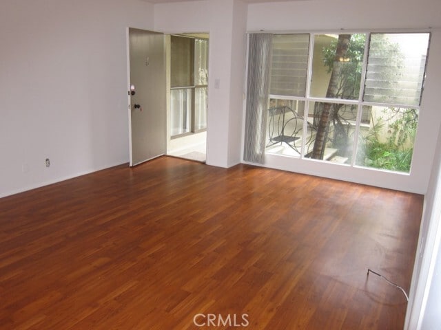 Building Photo - 630 San Vicente Blvd Unit F Rental