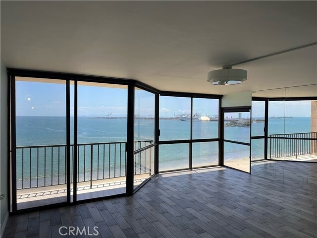 Building Photo - 1750 E Ocean Blvd Unit 911