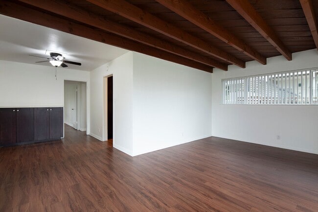 Photo - OPEN HOUSE: 1/3 & 1/4 10-11AM ~ 2BR in La Jolla 1 Mile from the Beach! Unit 01