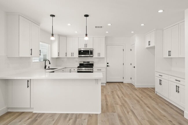 Photo - 4832 Downey Ave Unit 1