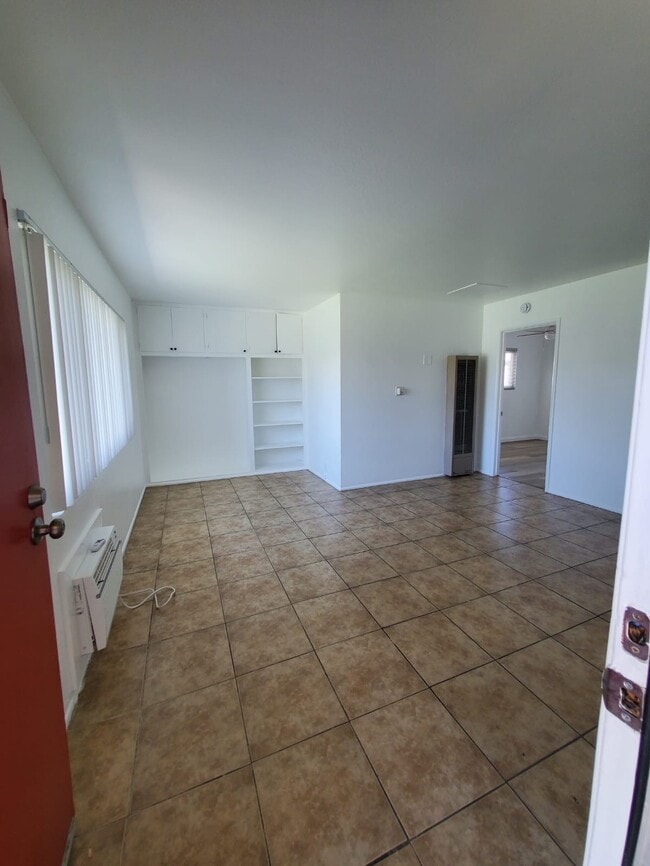 Photo - 413 W Ramona Dr Apartments