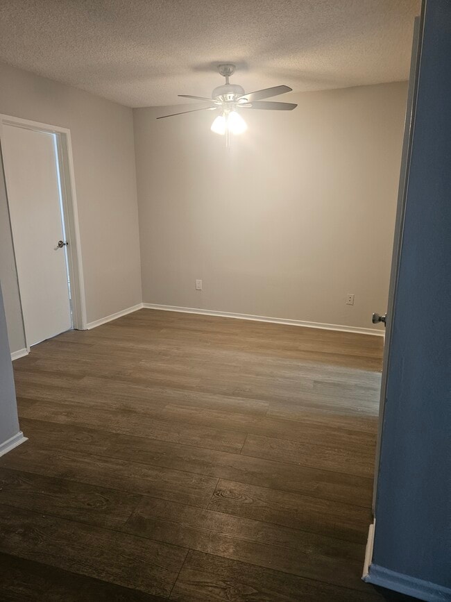 Photo - Canyon Gardens