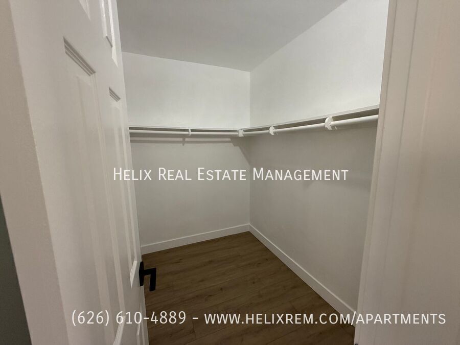 Photo - 1623 S Walnut St Unit 3