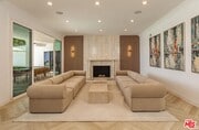 Photo - 560 Chalette Dr