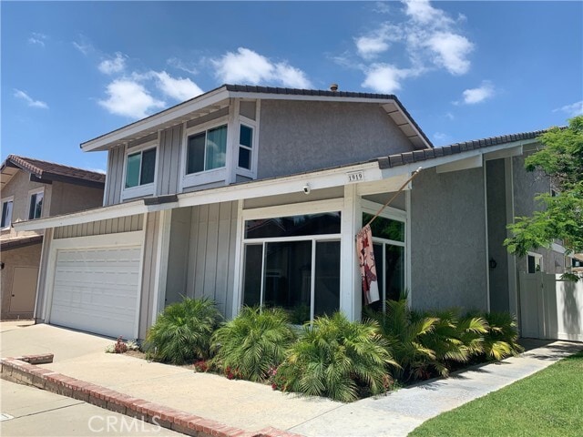 Photo - 1919 Los Alamitos Dr