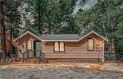 Photo - 590 Oak Knoll Cir House