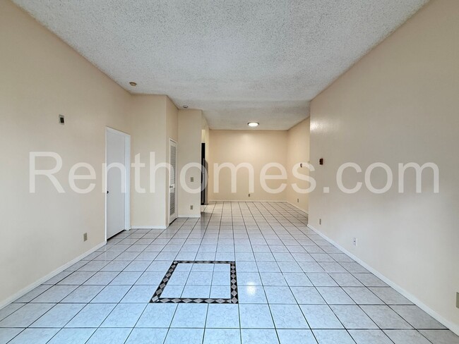 Photo - 8320 Regents Rd Unit 1-H