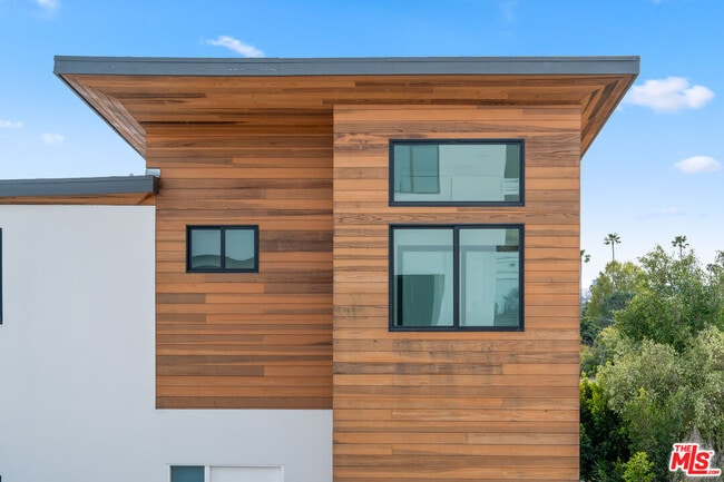 Photo - 2514 Berkeley Ave