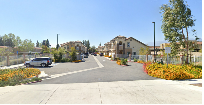 Building Photo - 7986 Mango Ave