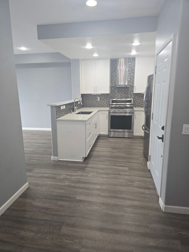 Photo - Large 2 Bed 2 Bath Condo in Chula Vista Unit # 313