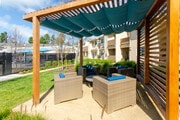 Outdoor Lounge - Madison Newport Apartment Homes