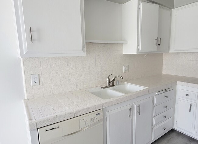 Photo - Westport Apartments