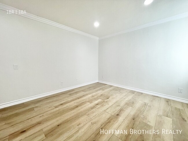 Photo - 6060 Fulton Ave Unit 9