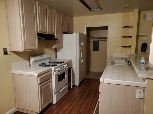 Photo - 958 Picador Blvd Townhome