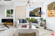 Photo - 2063 Wattles Dr House