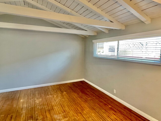 Bedroom - 4559 W 159th St Unit 4559.5