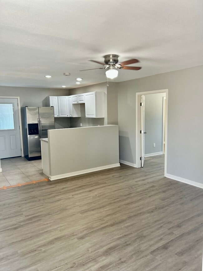 Kitchen View 1 - 1035 Olive Ave Unit 2
