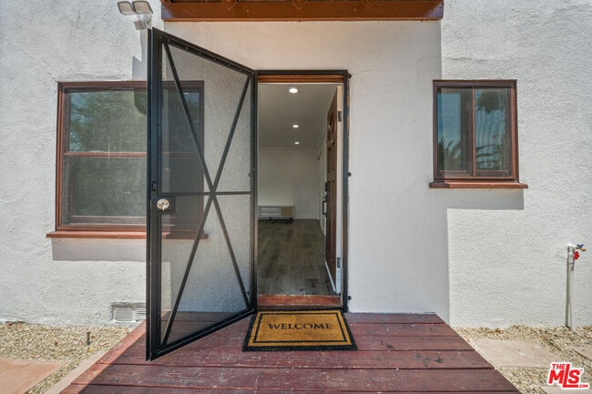 Photo - 238 Thorne St