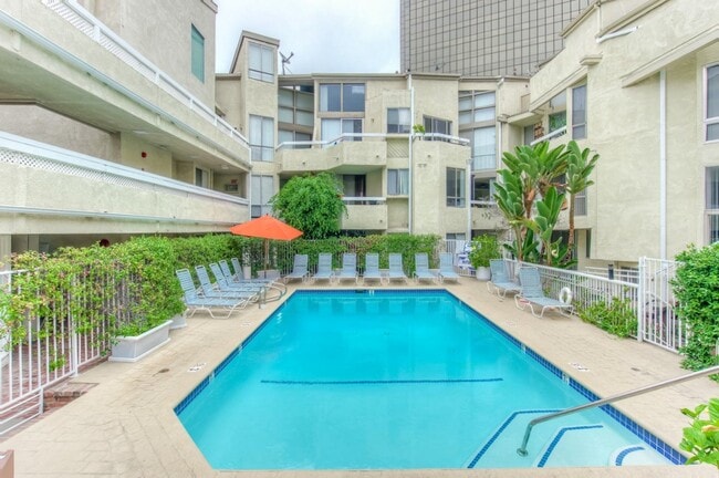 Photo - The Carlton - Vibrant community!