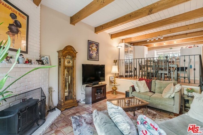 Photo - 6249 Green Valley Cir