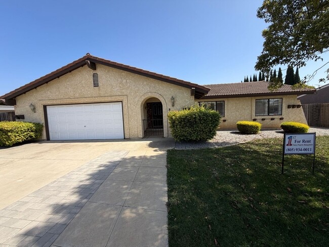 Photo - 818 Harrison Dr