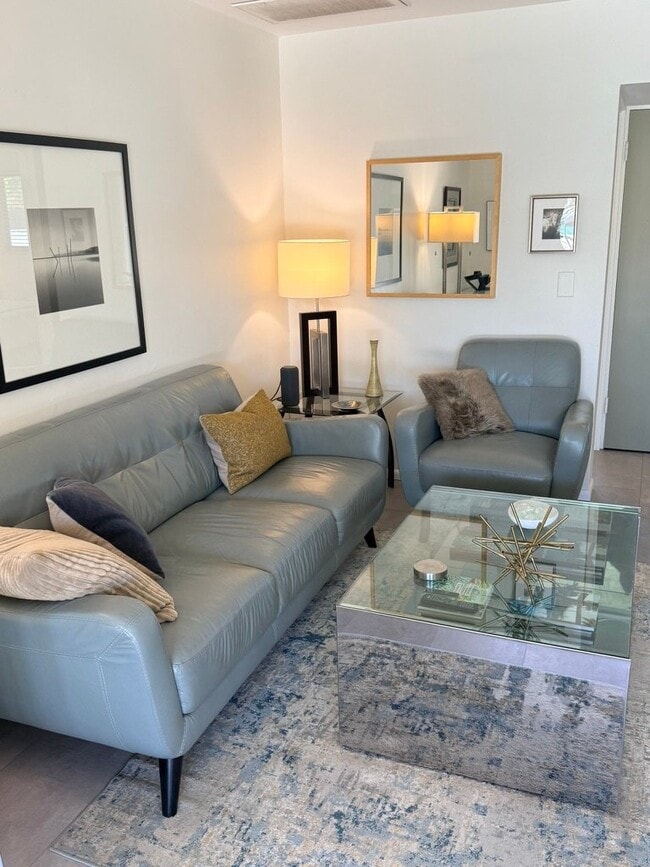 Photo - 777 E San Lorenzo Rd Unit 3