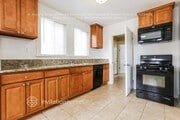 Photo - 2627 S Dunsmuir Ave House