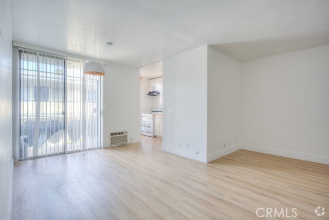 Building Photo - 4255 5th St Unit 204 Rental