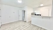 Photo - 536 W 48th St Apartment Unit 538