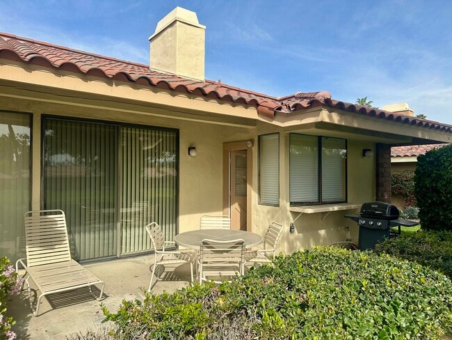 Photo - 294 San Vincente Cir