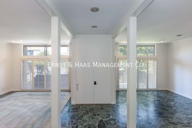 Photo - 958 Palo Verde Ave