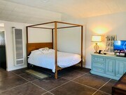 Photo - Furnished Studio in Talmadge! House