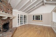 Photo - 5360 Bothwell Rd