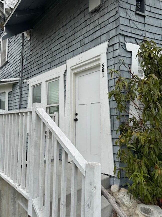 Photo - 501 W 8th St Unit 501-A