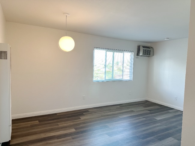 Photo - 4953 Barstow St Unit 5