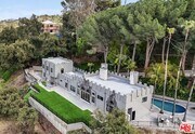 Photo - 15851 Mulholland Pl House